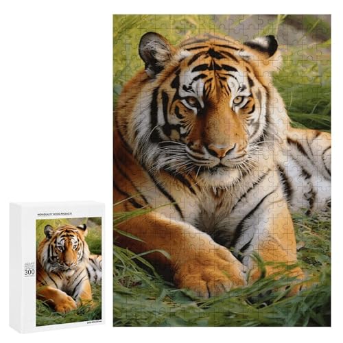 Holzpuzzle für Erwachsene, Tiger liegt auf dem Gras gedruckt Puzzle für Erwachsene, kommt mit Einer schönen Box Holzpuzzle für Erwachsene, Tiger liegt auf dem Gras gedruckt Puzzle für Erwachsene, kommt mit Einer schönen Box von BVKWNTSA