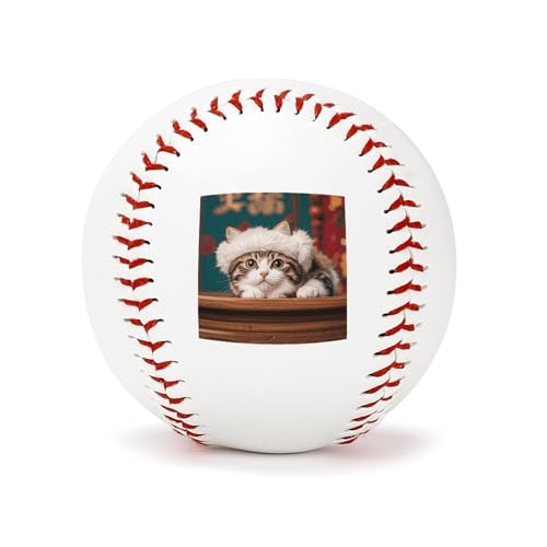 BVNMT Leder Ein süßes kleines Kätzchen mit Hut, bedruckter Baseballball, geeignet für Kinder und Jugendliche jeden Alters, Abschlussfeier, Geburtstag, 7,1 x 7,1 cm BVNMT Leder Ein süßes kleines Kätzchen mit Hut, bedruckter Baseballball, geeignet für Kinder und Jugendliche jeden Alters, Abschlussfeier, Geburtstag, 7,1 x 7,1 cm von BVNMT