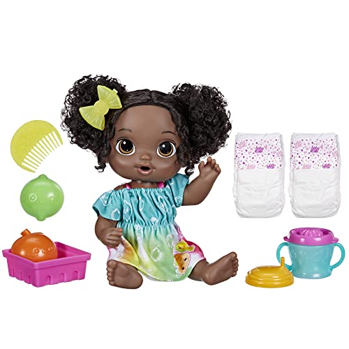 Baby Alive Fruchtsaft-Spaß Puppe, Limette, Spielzeug-Saftpresse Babypuppen-Set, trinkt, Macht PIPI, ab 3, schwarzhaarig von Baby Alive