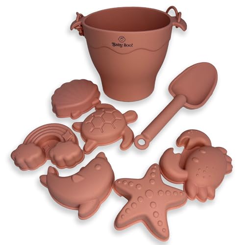Baby Boo!® Sandspielzeug Set aus Silikon [8-teilig] Strandspielzeug, Sandkastenspielzeug, Eimer, Schaufel und 6 Förmchen in dezenten modernen Farben mit Netzbeutel von Baby Boo!