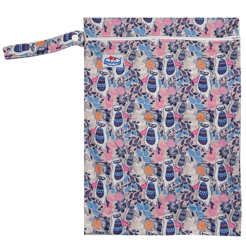 Babyland gemusterte Nasstasche (M) - Paisley Penguins von Babyland