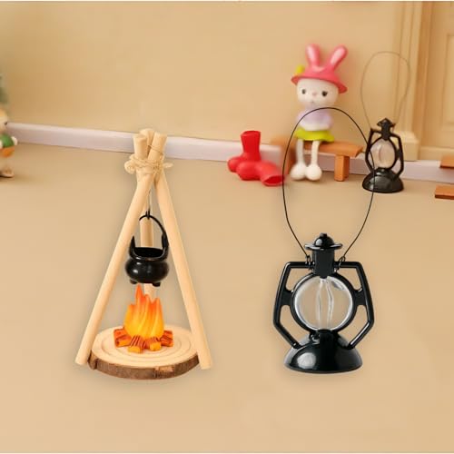 Mini Lagerfeuer Wichtelzubehör Garten Set, Puppenhaus Deko mit Hängeofen, Feuerstelle, Handlampe, Holzstapel, Miniatur Gartenmöbel & Zubehör für Puppenhaus DIY, Wichtelwelt & Weihnachtsdeko Mini Lagerfeuer Wichtelzubehör Garten Set, Puppenhaus Deko mit Hängeofen, Feuerstelle, Handlampe, Holzstapel, Miniatur Gartenmöbel & Zubehör für Puppenhaus DIY, Wichtelwelt & Weihnachtsdeko von BaiDekun