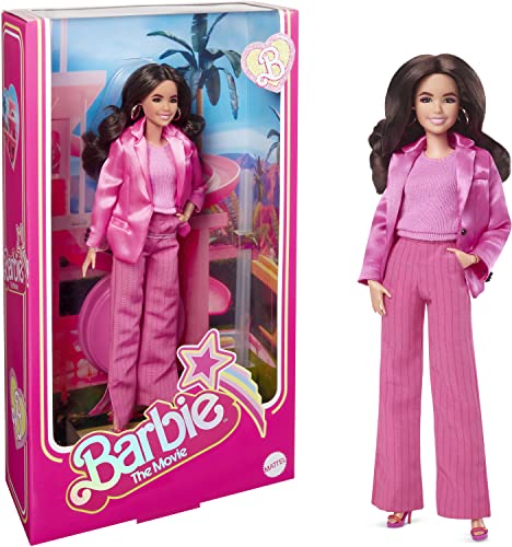 Barbie The Movie - Puppe Filme Fans, Gloria im Pink-Hosenanzug, inspiriert von America Ferreras Filmcharakter, beweglichmit High Heels, als Geschenk für Kinder ab 3 Jahren geeignet, HPJ98 von Barbie