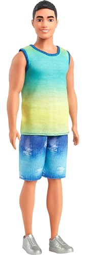 Barbie Fashionistas Ken-Puppe Nr. 236 mit schwarzen Haaren, einem blau-grünen Ombré-Tanktop, Jeans-Shorts und silberfarbenen Sneakern, HYV00 Barbie Fashionistas Ken-Puppe Nr. 236 mit schwarzen Haaren, einem blau-grünen Ombré-Tanktop, Jeans-Shorts und silberfarbenen Sneakern, HYV00 von Barbie