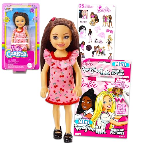 Barbie Chelsea-Puppen-Spielset für Mädchen, 3-teiliges Set mit Mini-Chelsea-Puppe, Imagine Ink Mess Free Malbuch, Aufklebern für Kinder, Mini-Barbie Puppen-Aktivitätsset von Barbie
