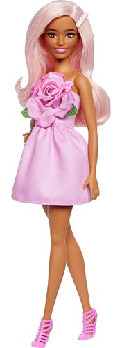 Barbie Fashionistas Puppe Nr. 238 mit pastellrosa Haaren, einem trägerlosen Kleid mit Rosenoberteil, Perlenhaarspange und Riemchenschuhen mit hohen Absätzen, HYT94 Barbie Fashionistas Puppe Nr. 238 mit pastellrosa Haaren, einem trägerlosen Kleid mit Rosenoberteil, Perlenhaarspange und Riemchenschuhen mit hohen Absätzen, HYT94 von Barbie
