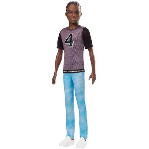 Barbie GDV13 Ken Fashionistas Puppe im Trikot, Puppen Spielzeug ab 3 Jahren von Barbie