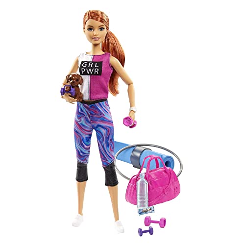 Barbie GJG57 - Wellness Fitness Puppe (rothaarig), mit Hündchen und 9 Zubehörteilen, Spielzeug ab 3 Jahren von Barbie