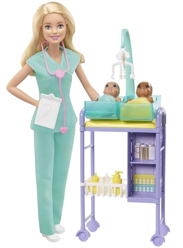 Barbie You Can Be Anything Serie, Baby Doctor, Barbie-Puppe mit blondem Haar, zwei Babys, Arztkleidung, Barbie-Zubehör, 3 Barbie-Puppen enthalten, Geschenk für Kinder, Spielzeug ab 3 Jahre,GKH23 von Barbie