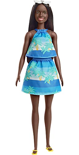 Barbie GRB37 - Loves the Ocean Puppe im Meeres-Print Rock & Top (ca. 30 cm groß, brünett), aus recyceltem Kunststoff, mit Mode und Zubehörteilen, Spielzeug Geschenk für Kinder von 3 bis 7 Jahren von Barbie