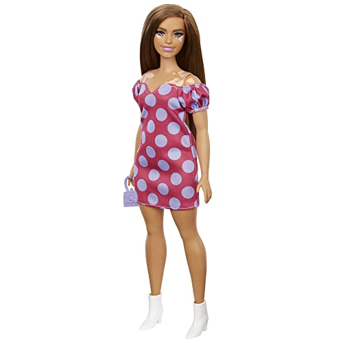 Barbie GRB62 - Fashionistas Vitiligo Puppe (brünett) mit Zubehör, mit Kleid und Schuhen, Spielzeug für Kinder von 3 bis 8 Jahren von Barbie