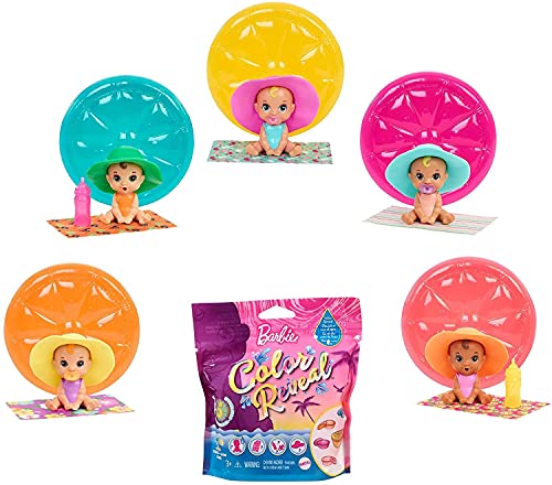 Barbie GTT12 - Color Reveal Babypuppen mit 5 Überraschungen in schwimmfähigem Behälter, Farbwechseleffekt, Sonnenhut, Handtuch,Schnuller; Sand & Sonne Serie, Spielzeug Geschenk für Kinder ab 3 Jahren von Barbie