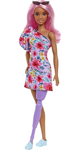 Barbie Fashionista, rosa Haaren, Beinprothese, Barbiekleid, Sonnenbrille, Schuhe, inkl. Barbiepuppe, Geschenk für Kinder, Spielzeug ab 3 Jahre,HBV21 von Barbie