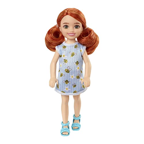Barbie HGT04 Club Chelsea Mini Girl Doll-Red Hair Wearing Bumblebee, Mehrfarbig von Barbie