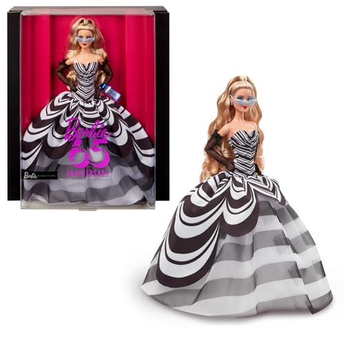 Barbie Signature-Puppe, Sammelfigur zum 65. Jubiläum mit blonden Haaren, schwarz-weißer Robe, Saphirohrringen und Sonnenbrille, HRM58 von Barbie