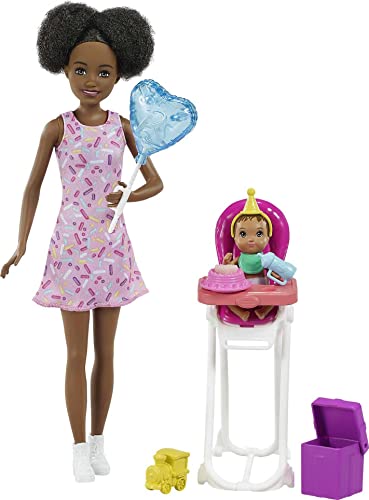 Barbie GRP41 - „Skipper Babysitters Inc." Geburtstag-Spielset mit Babysitter-Puppe & Baby-Puppe (brünett) mit Farbwechseleffekt und Zubehör, für Kinder von 3 bis 7 Jahren von Barbie