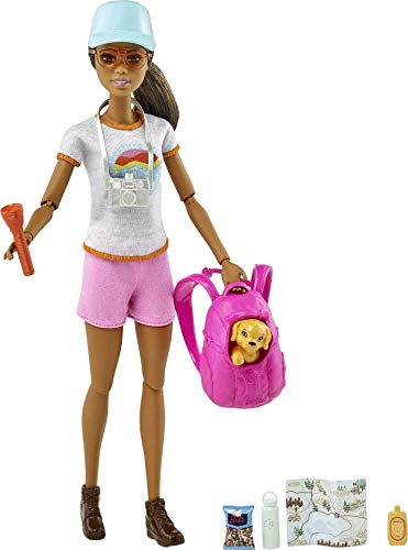 Barbie GRN66 - Wellness Wanderin-Puppe (brünett) mit Hündchen und Spielset, Geschenk für Kinder von 3 bis 7 Jahren von Barbie