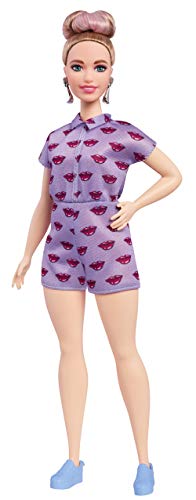 Mattel Barbie FJF40 Fashionista Puppe im Jumpsuit mit Kussmund Print Mattel Barbie FJF40 Fashionista Puppe im Jumpsuit mit Kussmund Print von Barbie