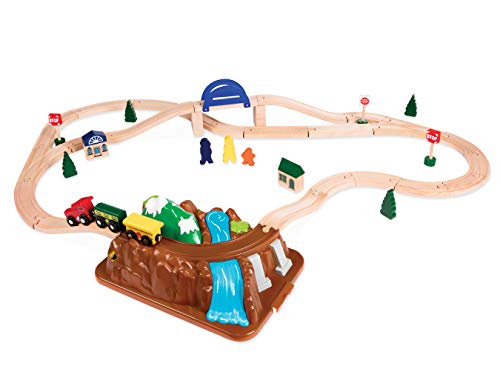 Battat Holzeisenbahn Set – Eisenbahn mit Lok aus Holz mit Schienen, Brücke, Bäume, Berg und mehr – Holzzug Spielzeug für Kinder ab 3 Jahre (47 Teile) von Battat