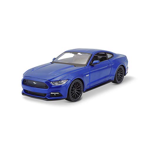 Maisto Ford Mustang GT (2015): Modellauto im Maßstab 1:24, Türen und Motorhaube beweglich, 20 cm, blau (531508B) von Bauer Spielwaren