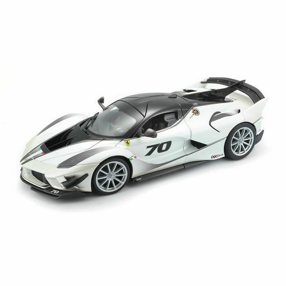 Auto Bburago Ferrari FXX K-EVO #70 PE 1:18 Auto Bburago Ferrari FXX K-EVO #70 PE 1:18 von Bburago
