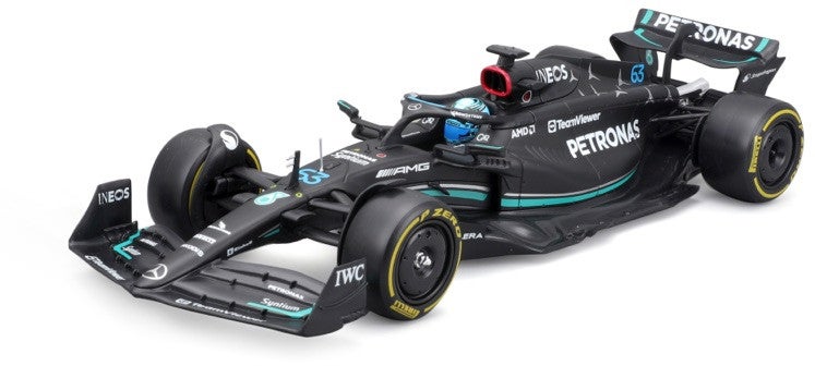 Bburago Mercedes W14 F1 Rennauto 2023 Russell 1:24 von Bburago