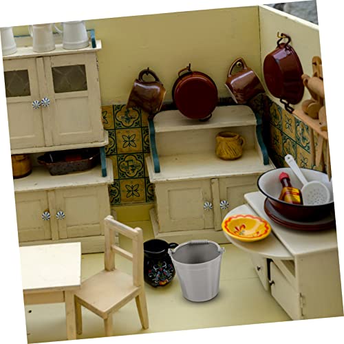 Beaupretty 12 Stück Teiliges Miniatur Wasserfass aus Kunststoff Miniatur Eimer Puppenhaus Dekoration Leichter und Sicherer Eimer für Garten und DIY Mikro Landschaften Silberfarben Beaupretty 12 Stück Teiliges Miniatur Wasserfass aus Kunststoff Miniatur Eimer Puppenhaus Dekoration Leichter und Sicherer Eimer für Garten und DIY Mikro Landschaften Silberfarben von Beaupretty