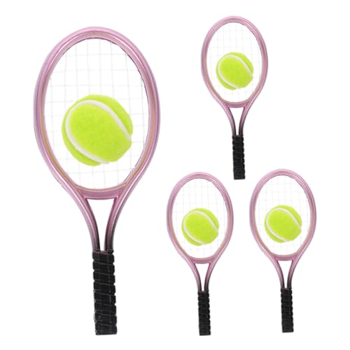 Beaupretty 4 Sätze Mini Tennis Racket und Ball Set Teiliges Zubehör für Puppenhäuser Realistische Miniatur Sportaccessoires aus Kunststoff für Kreative DIY Projekte und Garten Aquarien Beaupretty 4 Sätze Mini Tennis Racket und Ball Set Teiliges Zubehör für Puppenhäuser Realistische Miniatur Sportaccessoires aus Kunststoff für Kreative DIY Projekte und Garten Aquarien von Beaupretty