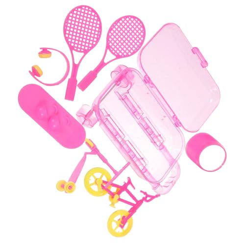 Beaupretty Doll Suitcase Puppenzubehör Set mit Mini Reisegepäck Sportspielzeug Wie Tennisracket Skateboard Scooter und Fahrrad Robustes Kunststoff Material Realistisches Beaupretty Doll Suitcase Puppenzubehör Set mit Mini Reisegepäck Sportspielzeug Wie Tennisracket Skateboard Scooter und Fahrrad Robustes Kunststoff Material Realistisches von Beaupretty
