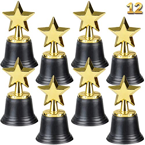 Bedwina Stern Trophäen – Packung mit 12 Stück – 11,4 cm Große Goldene Trophäen als Party Pokale, Requisiten, Belohnungen, Gewinnpreise, Pokal Fußball, Wettbewerbe für Kinder und Erwachsene Bedwina Stern Trophäen – Packung mit 12 Stück – 11,4 cm Große Goldene Trophäen als Party Pokale, Requisiten, Belohnungen, Gewinnpreise, Pokal Fußball, Wettbewerbe für Kinder und Erwachsene von Bedwina