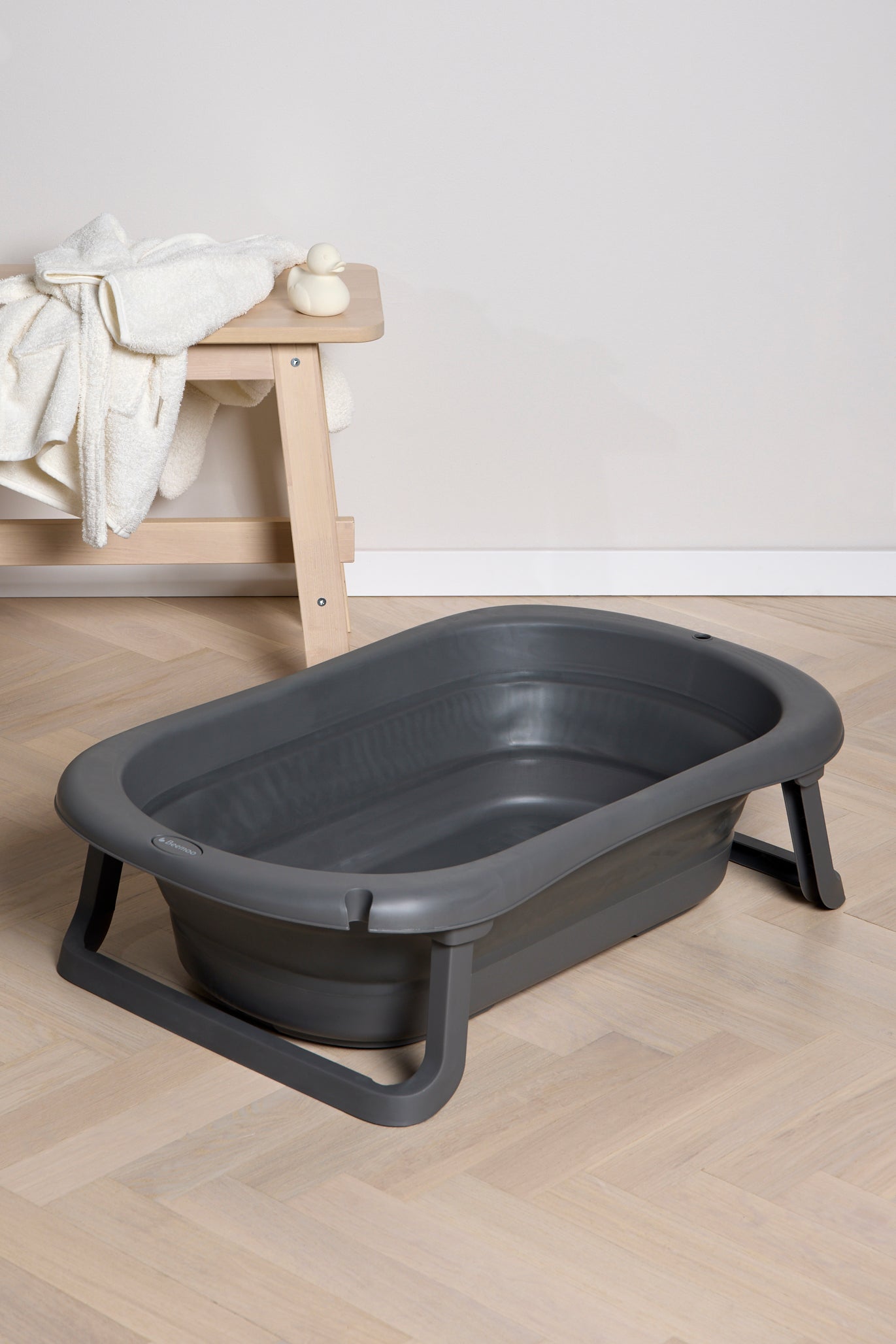 Beemoo CARE Assist Faltbare Badewanne, Deep Grey von Beemoo