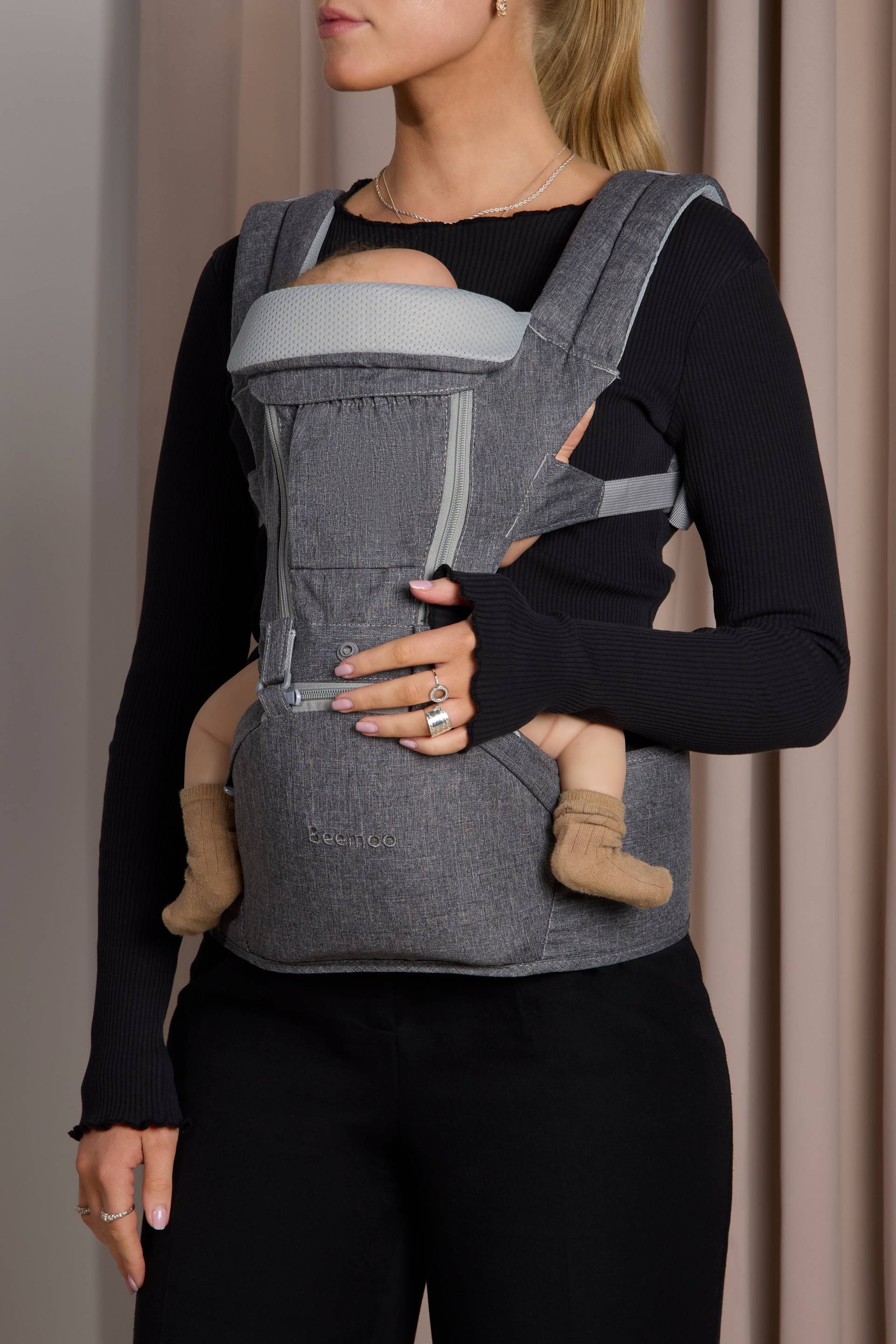 Beemoo CARE Carry Comfort 4-in-1 Babytrage &  Hüftsitz, Grey von Beemoo