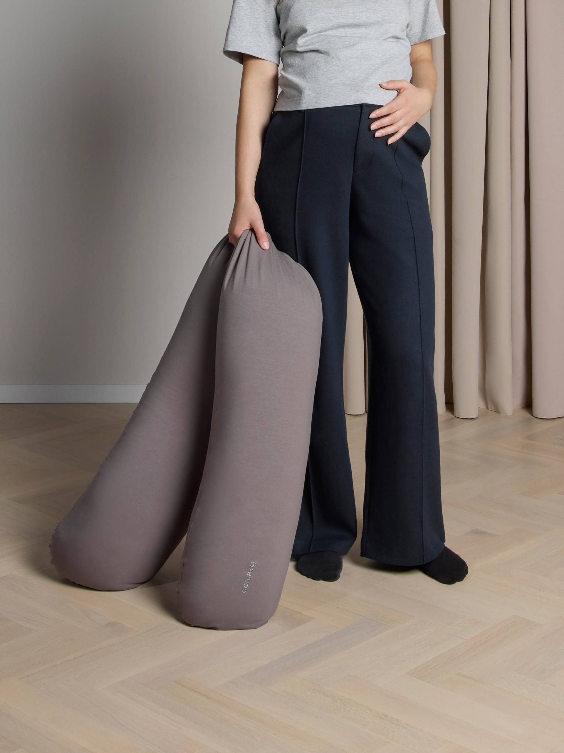 Beemoo CARE Snug Schwangerschaftskissen, Gull Grey Beemoo CARE Snug Schwangerschaftskissen, Gull Grey von Beemoo