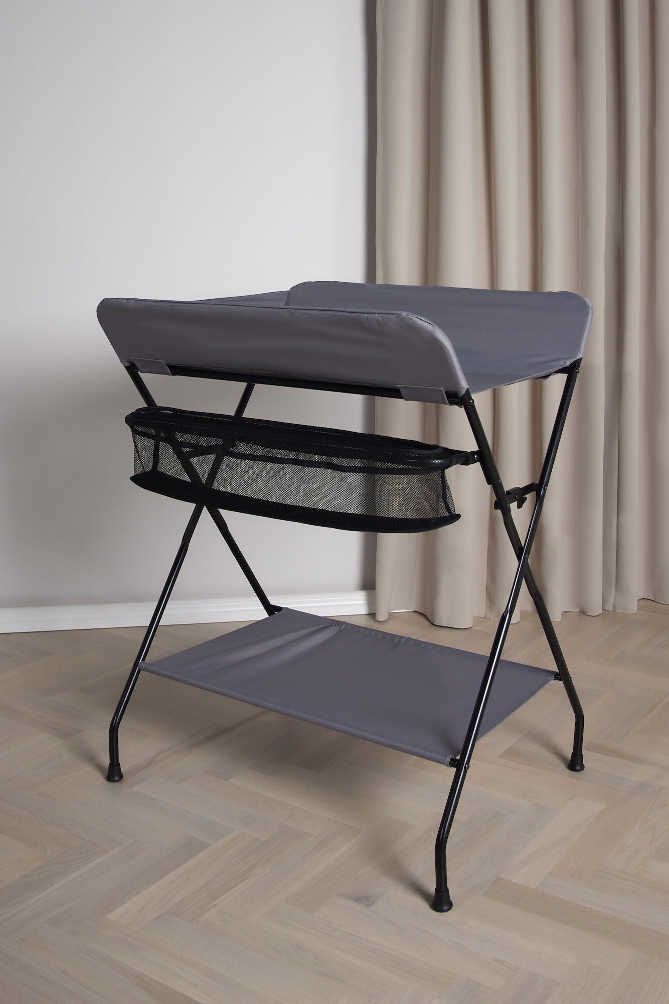 Beemoo CARE Wickeltisch, Dark Grey Beemoo CARE Wickeltisch, Dark Grey von Beemoo