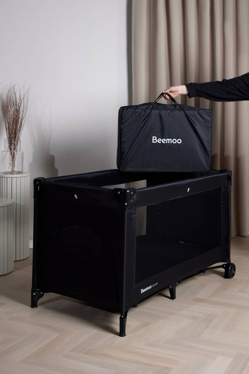 Beemoo CARE Reisebett Lux Schwarz inklusive Matratze von Beemoo