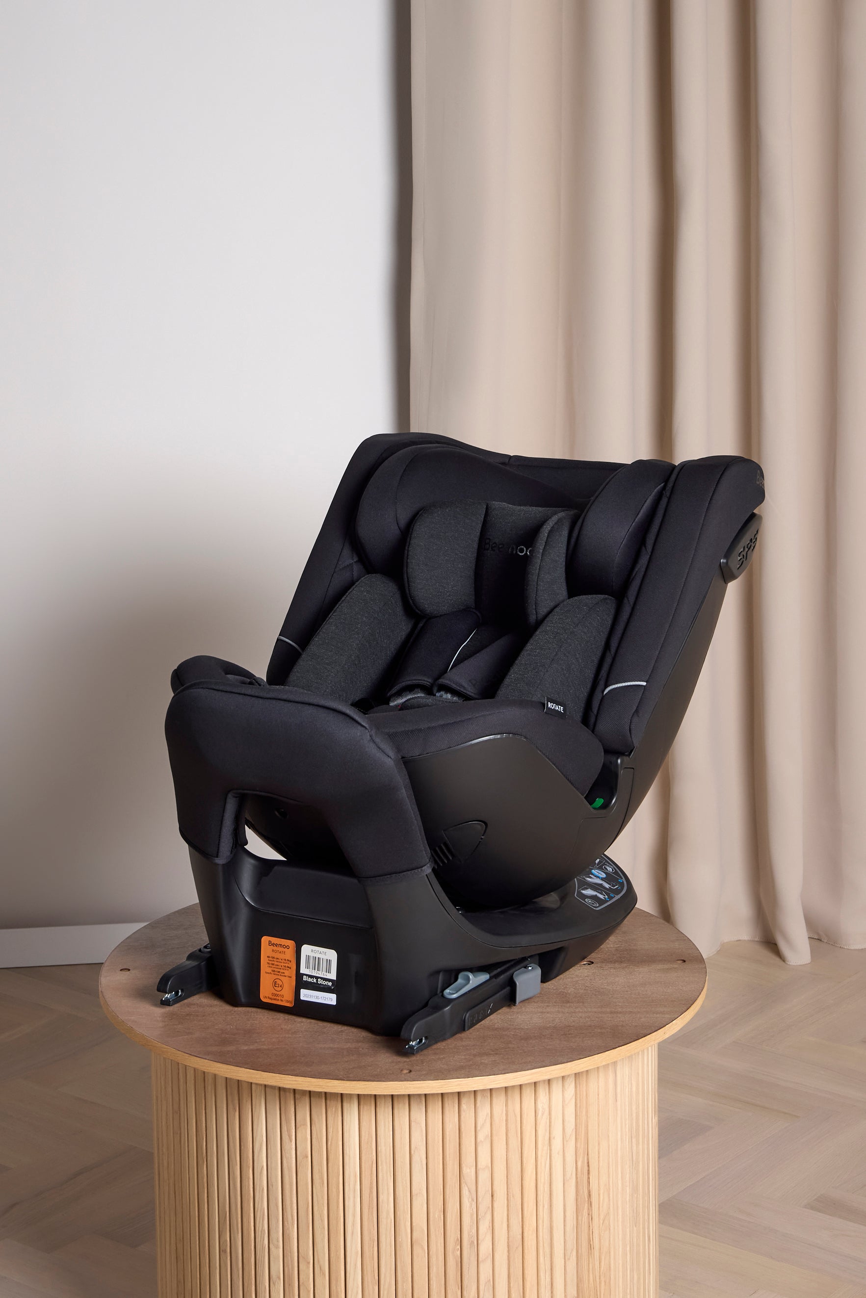 Beemoo Rotate i-Size Kindersitz, Black Stone von Beemoo