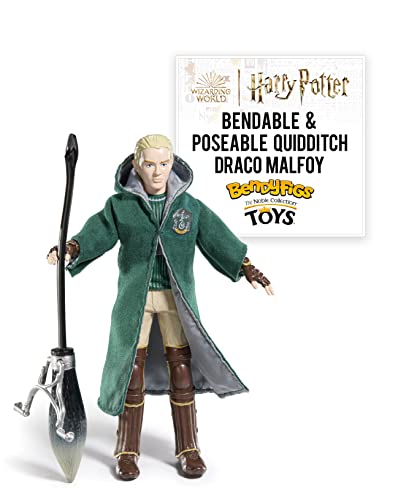 BendyFigs The Noble Collection Harry Potter - Draco Malfoy Quidditch - Noble Toys 16cm Bendable Posable Collectible Doll Figure with Stand and Mini Accessory von BendyFigs