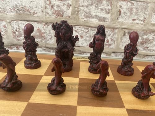 Berkeley Chess Sea Life Set with 3.75 inch King - Cream and Red von Berkeley Chess