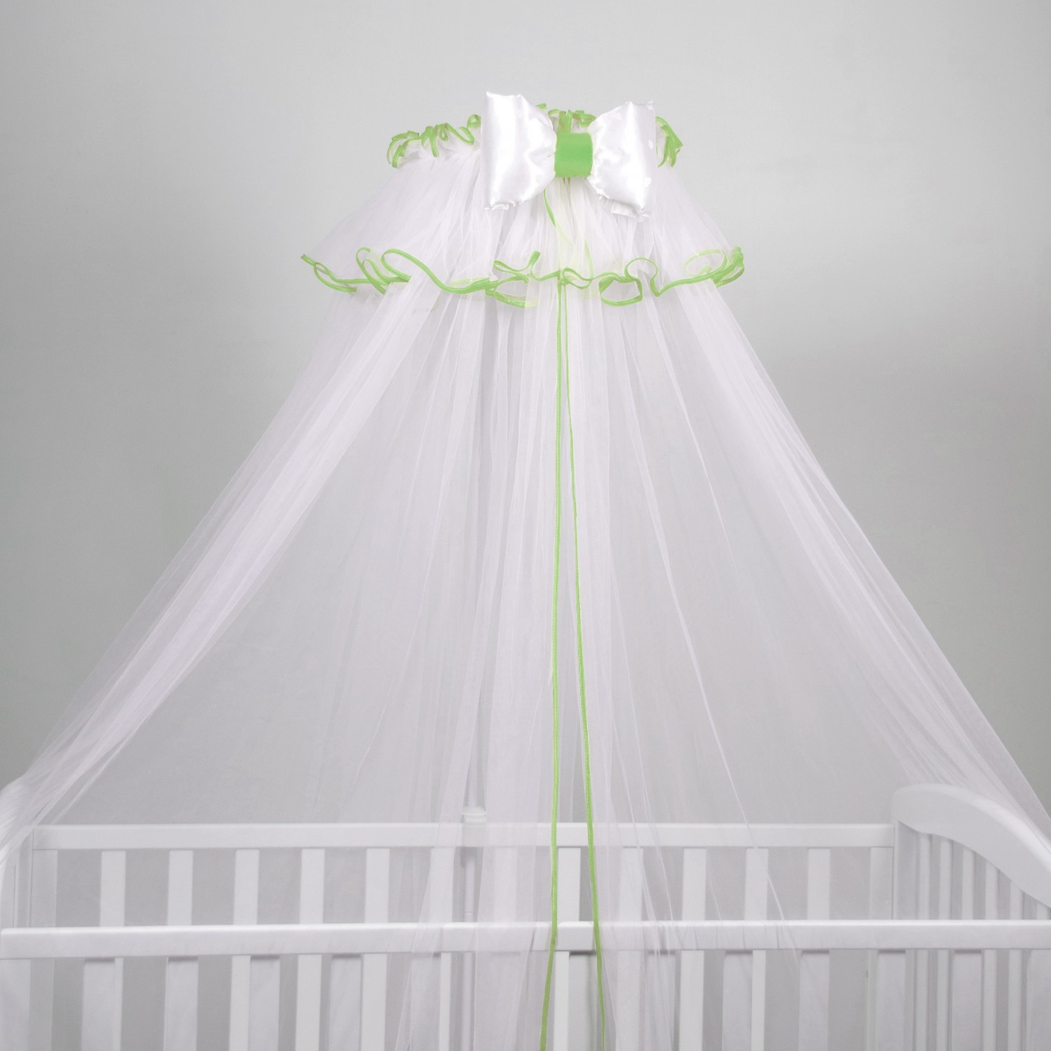 Schleier Billo und White Tulle Ball Green Sbiego Schleier Billo und White Tulle Ball Green Sbiego von Billo e Pallina