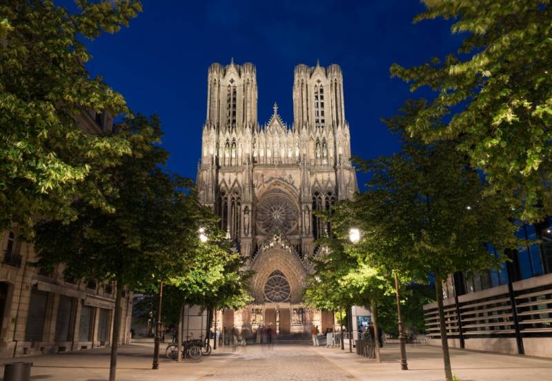 Bluebird Puzzle Cathédrale de Reims au Crépuscule 1000 Teile Puzzle Bluebird-Puzzle-F-90496 Bluebird Puzzle Cathédrale de Reims au Crépuscule 1000 Teile Puzzle Bluebird-Puzzle-F-90496 von Bluebird Puzzle
