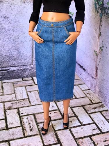 BQ‑Alvi – Dünner Jeans-Midirock für Curvy-Puppen 28 cm Light Blue BQ‑Alvi – Dünner Jeans-Midirock für Curvy-Puppen 28 cm Light Blue von Bouutique