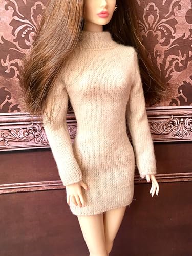 BQ‑Cozy – Cremefarbenes Strickkleid mit Rollkragen für Modepuppen 30 cm BQ‑Cozy – Cremefarbenes Strickkleid mit Rollkragen für Modepuppen 30 cm von Bouutique