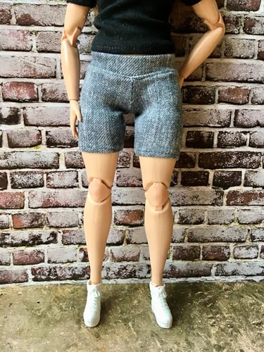BQ-Slate – Graue Radlerhose für Curvy-Puppen 28 cm BQ-Slate – Graue Radlerhose für Curvy-Puppen 28 cm von Bouutique