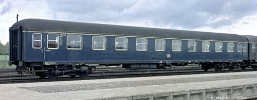 58115 Schnellzugwagen A4ümg-54, DB, Ep.III, mit Beleuchtung, AC von Brawa