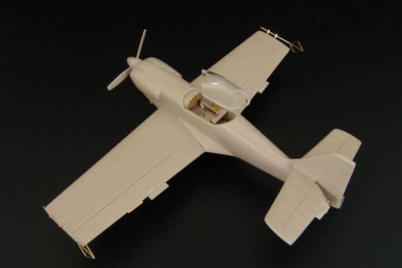 Zlin Z-50 PE set (BRENGUN) von Brengun