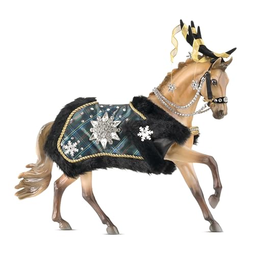 Breyer Horses 2023 Holiday Collection | Traditional Series Holiday Horse - Highlander | Modell #700126 von Breyer