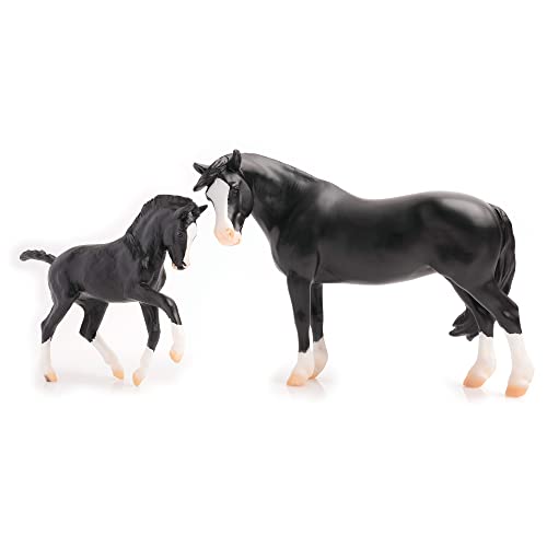 Breyer Pferde Traditionelle Serie Nistar Blazing Kansas LOM & GTF Blazing Ethel | 2 Pferde-Set | Pferd Spielzeugmodell | 12,25 x 8 | Maßstab 1:9 | Modell Nr. 1857 von Breyer