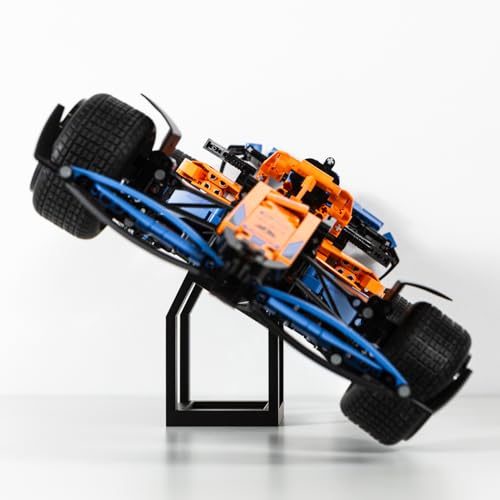 Brickify Präsentationsständer kompatibel mit LEGO Technic McLaren F1 42141 - Premium Regalständer für Formel 1 Rennwagen Modelle - Abgewinkelte Displayhalterung für Sammler - Automodell nicht im von Brickify