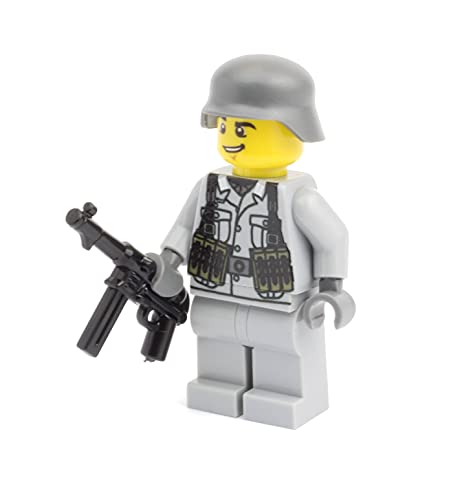 Deutscher Soldat | Ausgerüstet mit BrickArms Waffe und Helm | Bedruckte Custom Figur (MP40) von BricksStuff