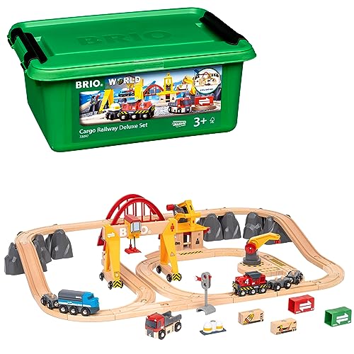 BRIO World 33097 Frachten Set Deluxe - Schienenset mit batteriebetriebener Frachtlok und Eisenbahn Zubehör - Kleinkindspielzeug empfohlen ab 3 Jahren von BRIO